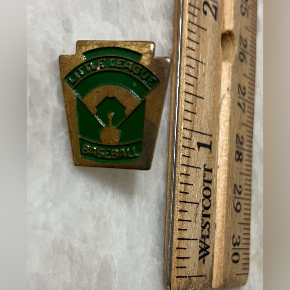 Vintage Little League Baseball Hat Pin Button
